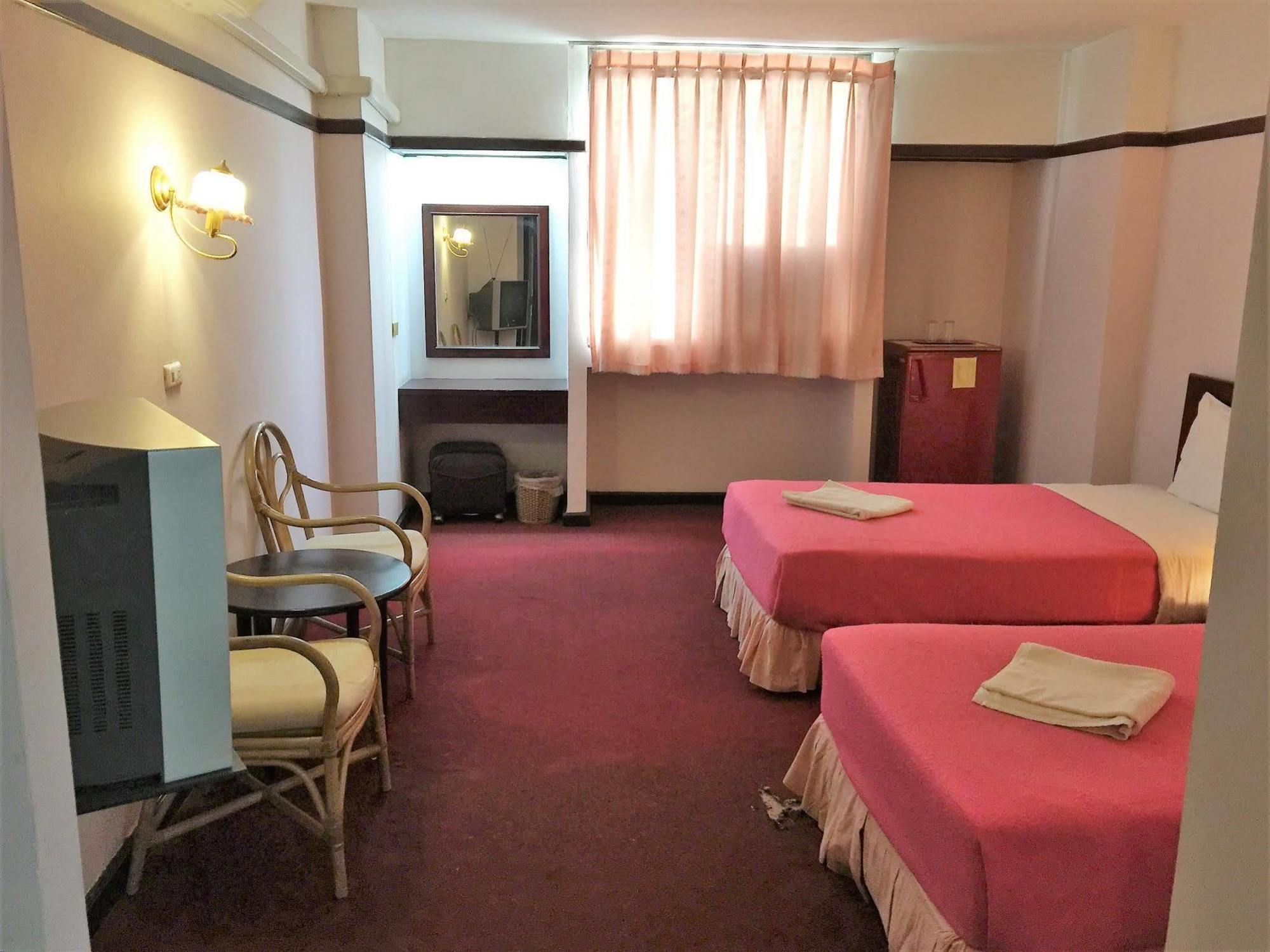 Daeng Plaza Hotel Phuket Dış mekan fotoğraf